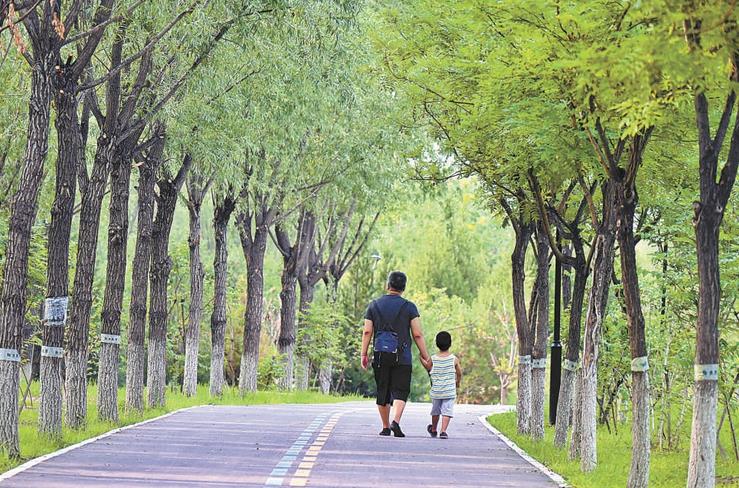 奧森至望京，綠蔭間一逛到底